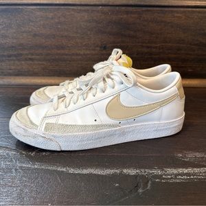 TRADE or SELL Nike Blazer Lows (Size 9)